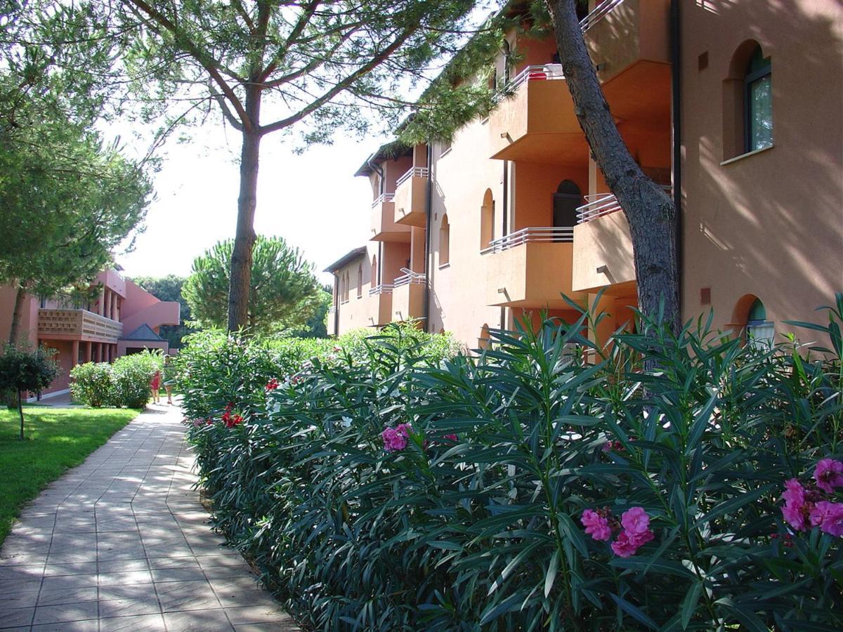 Residenza Dei Cavalleggeri San Vincenzo Eksteriør bilde
