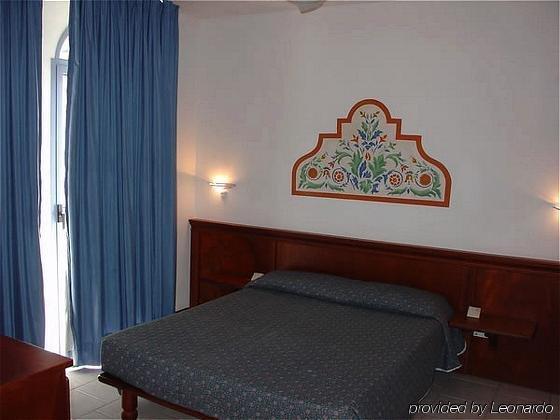 Residenza Dei Cavalleggeri San Vincenzo Eksteriør bilde
