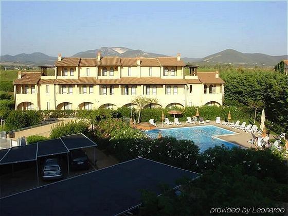 Residenza Dei Cavalleggeri San Vincenzo Eksteriør bilde